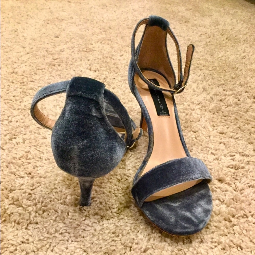 Steven by Steve Madden blue velvet heels